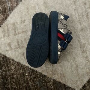Gucci Kids Navy and Beige Sneakers